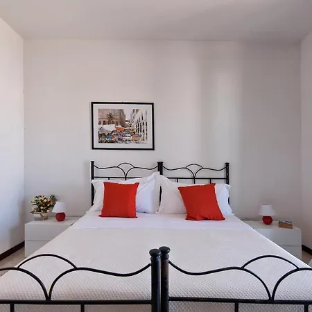 Via Del Mare - Rooms & Apartment Sit Daire